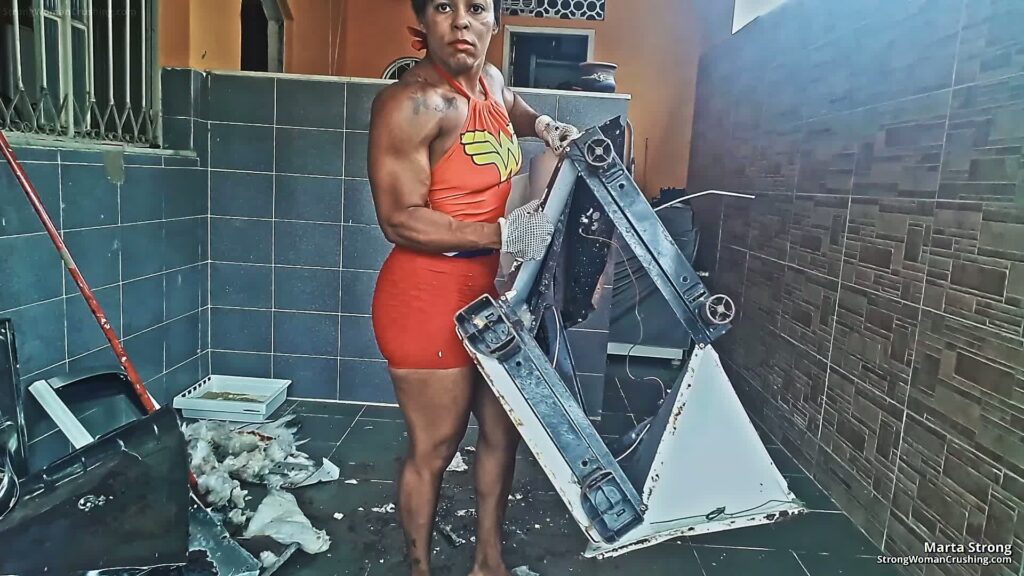 Marta Strong rips and destroys a metal stove apart