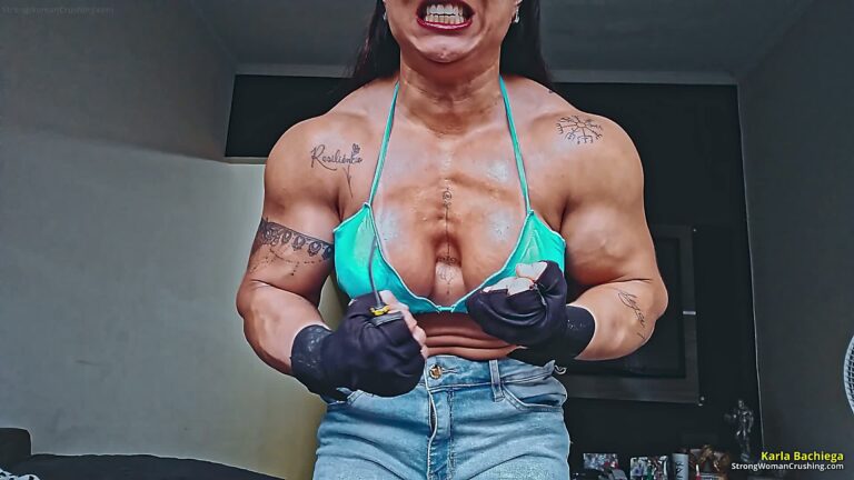 princ Karla bends thick screwdrivers with her absurd strength 001 4