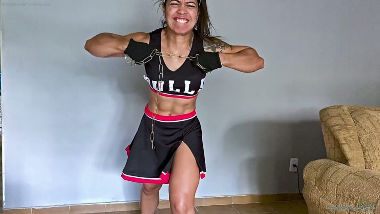 princ GX cheerleader that rip metal chains 001 1