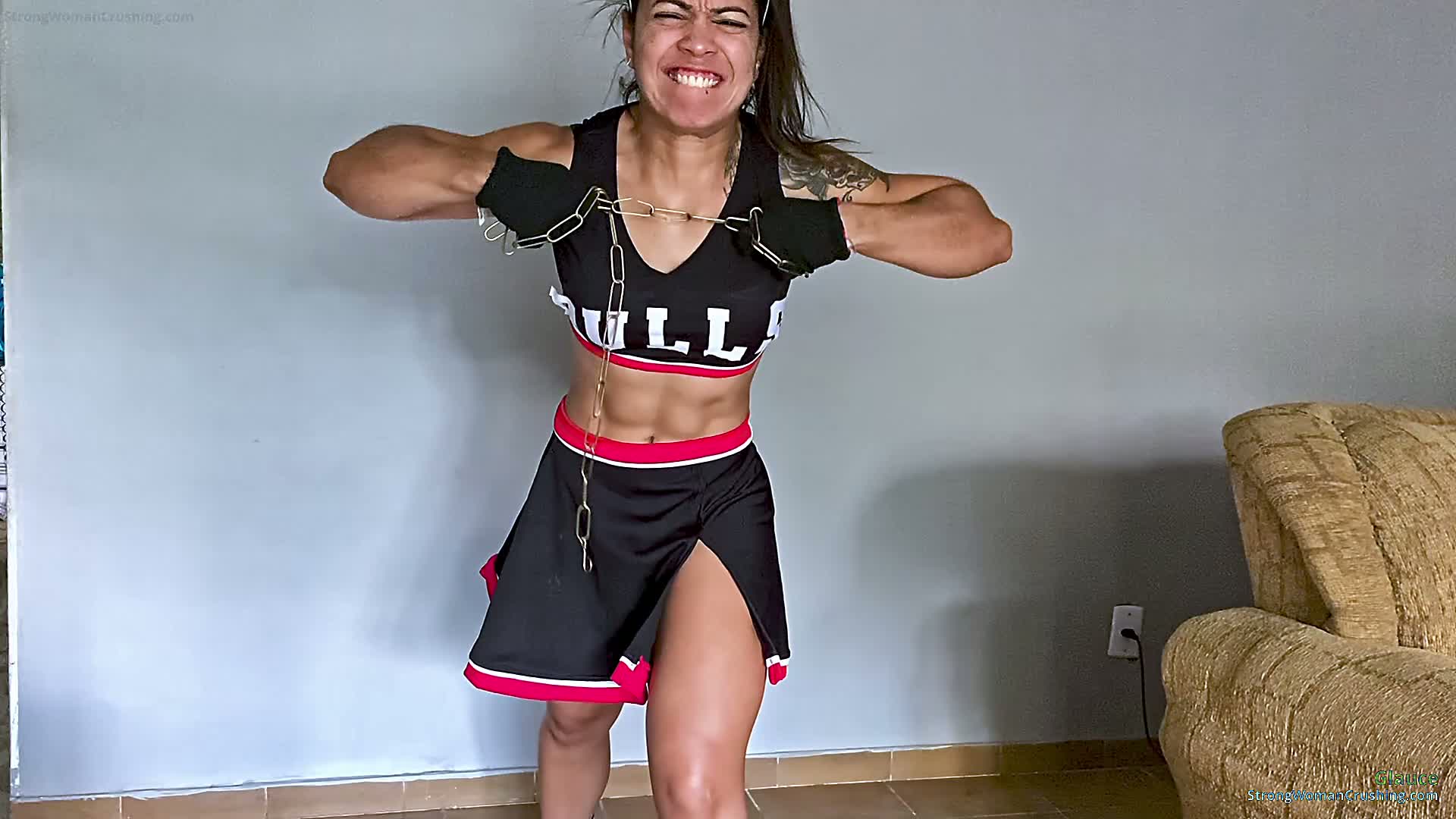 princ GX cheerleader that rip metal chains 001 1