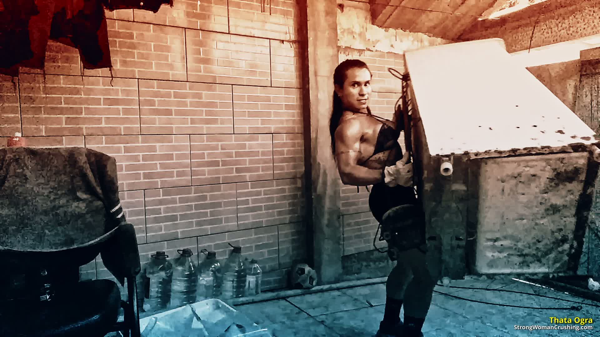 princ TO Refrigerator Destroyed and Lifted 001 1