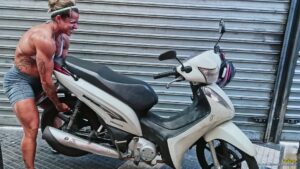 Tatiana Incredible Feats of Strength – Watch Her Crush an Apple and Lift a Scooter