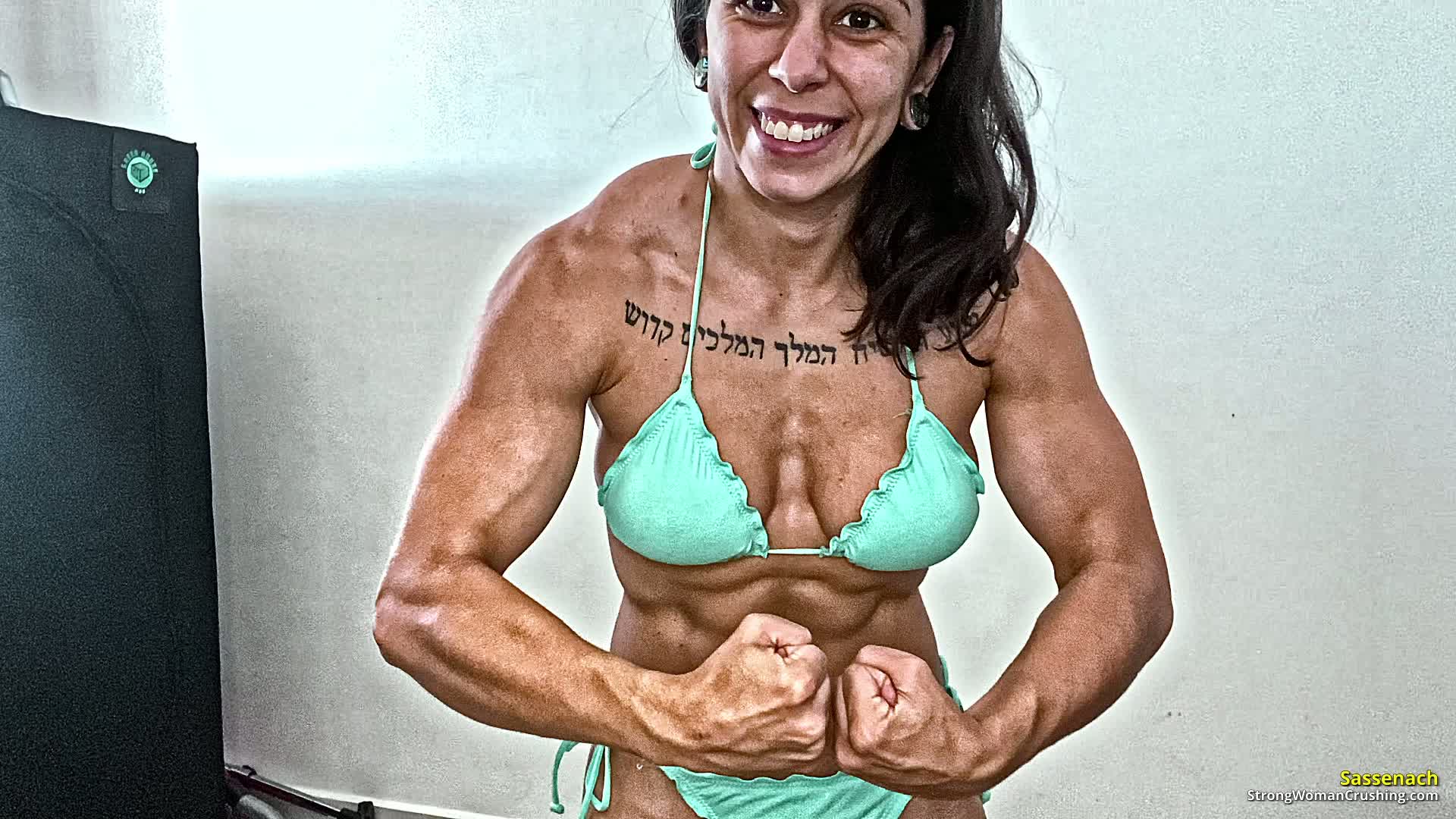 princ SA Sensual Posing office 001 1