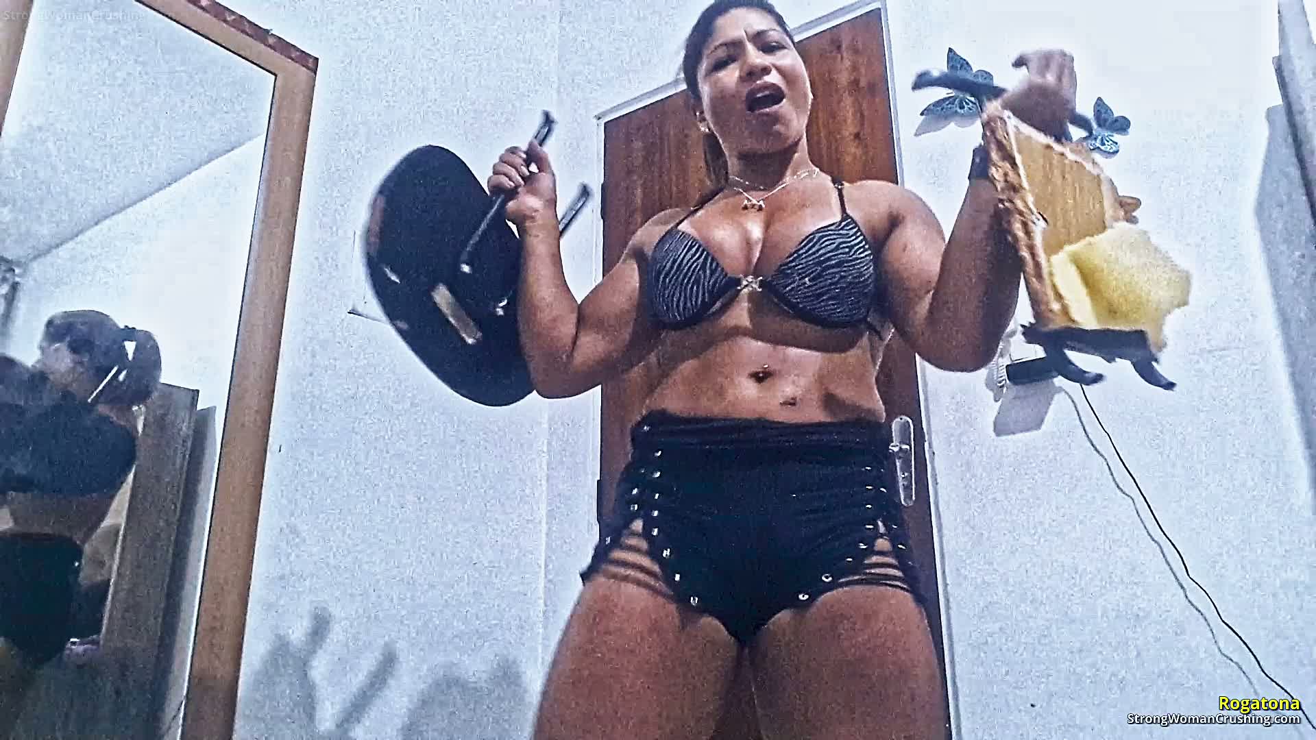 princ RG Chair Destruction 001