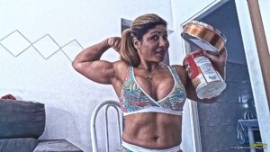 Rogatona Smashes Cookie cans
