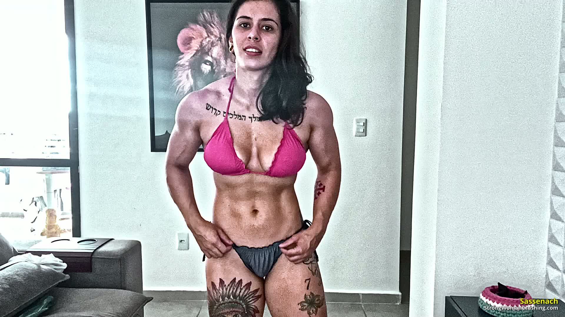 princ SA Shirt RIpping Muculas Goddess 001 1