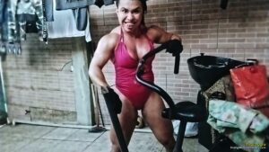 Thata Ogra breaks an ergometric bike