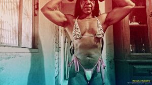 Renata Rabello shows Incredible Strength as She Rips a Metal Chain