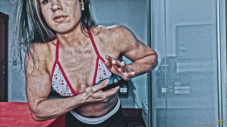 princ JTR blue metal car crushed 001 1