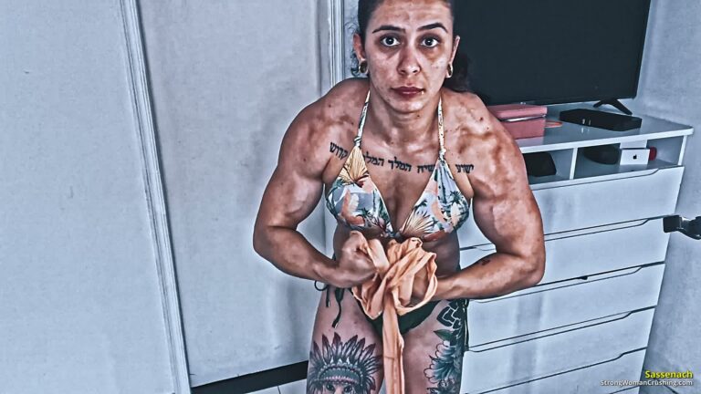 princ SA shirt ripping close and muscular 001 2