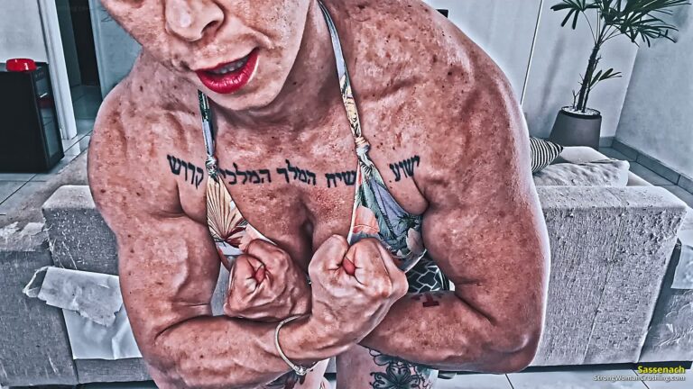 princ SA muscle couch exercising 001 3