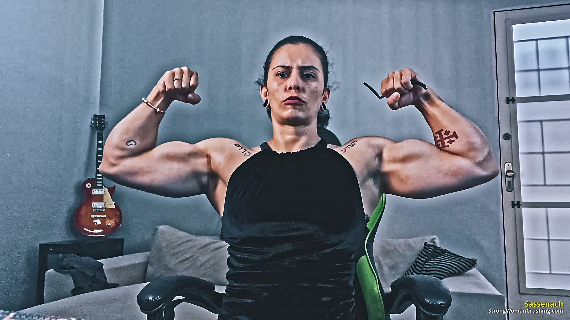 princ SA Glamour Glasses Crushing 001 2