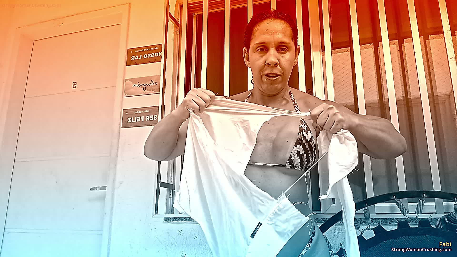 princ FB 20250521 shirt ripping 001