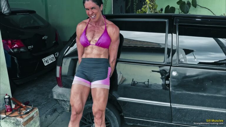 Sill Muscles Lifts a Car Off the Ground